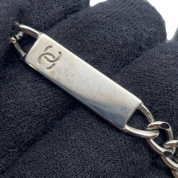 CHANEL Black Logo Shoulder Bag - Picture 13 of 16